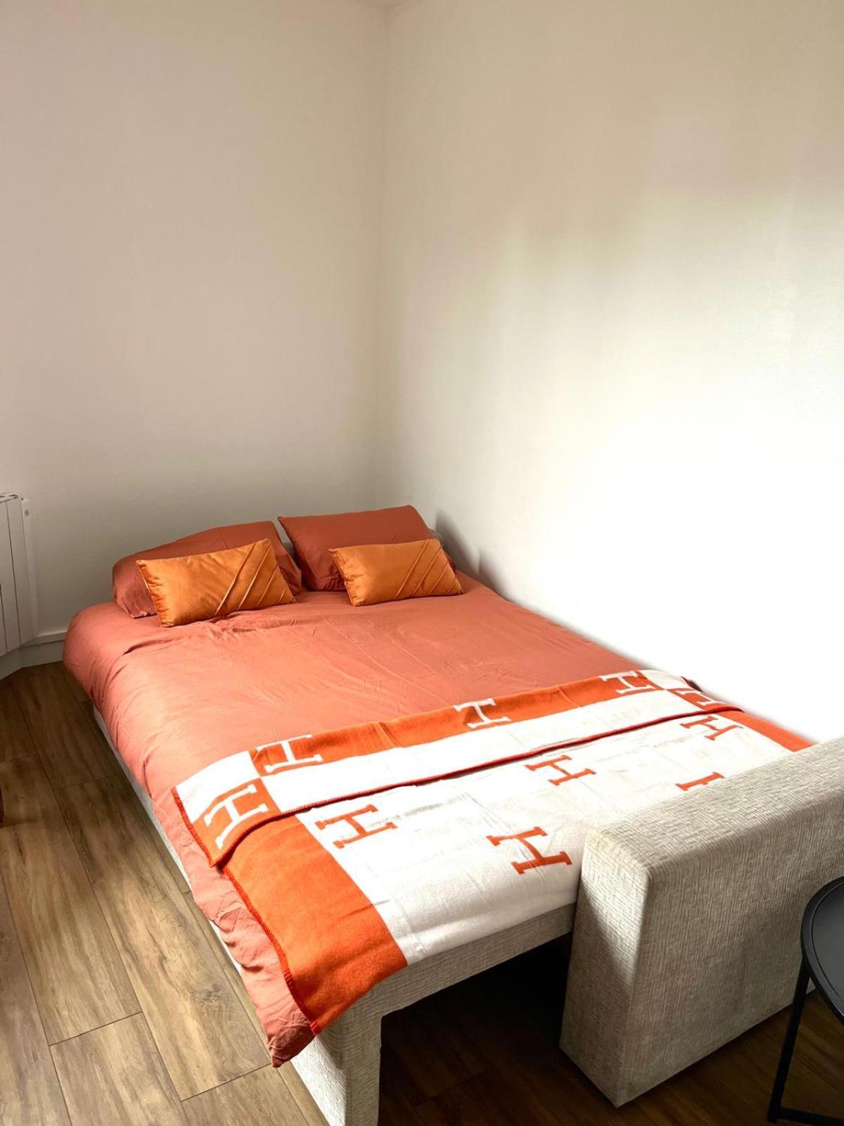 Le Langlier Apartment *